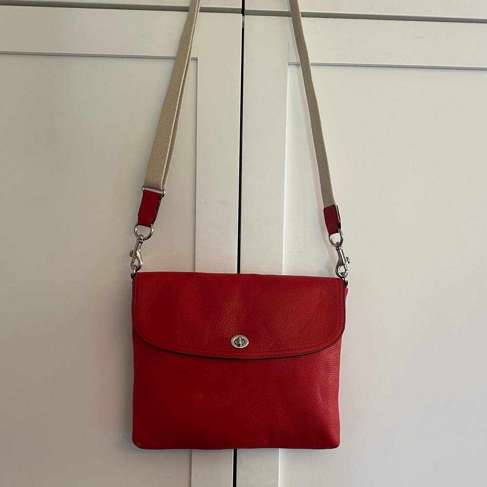 LEATHER Coach -look alike Crossbody bag